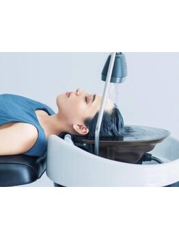 【お疲れの方に人気◎】専門資格を持つスタイリストによる極上ヘッドスパ×アロマで深いリラックスを体感♪