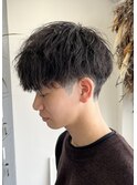 刈り上げマッシュ　波巻きシャドウ　パーマ　メンズナチュラル