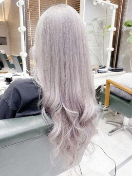 デイズ(days) ホワイトシルバースーパーロング/ハイトーンカラー