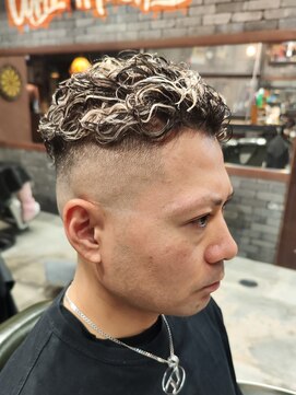 スリーセント 栄(3/cent) 極道パーマ/ハイフェード/メッシュキャップ