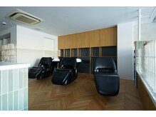 照明がすこし落ちている空間にある夢シャンプー＊＊