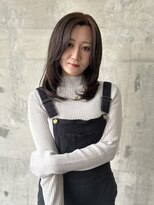 スール(seul) 透明感グレージュ×ミディアムレイヤーカット