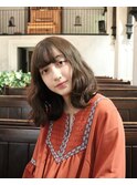 大きめカールのミディアムスタイル　　藤枝/髪質改善/カラー