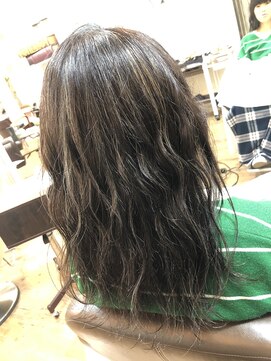 ハグエヴェック(HUG AVEC) ハイライトカラー