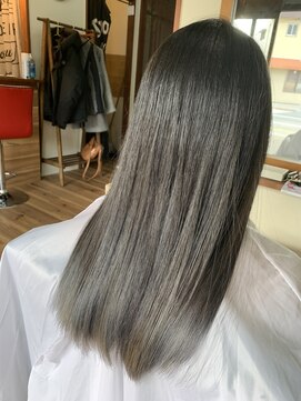 シェリールアミー(Cherir Amie) 髪質改善ベータートリートメント×王道スモーキーグレージュ◎