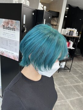 バダス(Badass) ハイトーンウルフ/ターコイズグリーン/エメラルドカラー