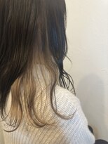 ジィップクリニカ(Zip clinica) ベージュインナーカラー 担当-木村優伽