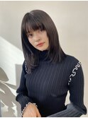 韓国レイヤーカット ミディアムヘア 小顔ワイドバング 暗髪 黒髪