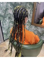 マドゥーズ ヘアショップ(Madoo's hair shop)&nbsp;ティンセルコーンロウ