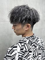 ダズルヘアーエイチ(DAZZLE hair H) ツイストスパイラルホワイトメッシュマッシュ