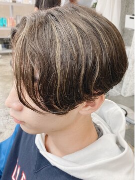 レタッチバイフィフス(RETOUCH by fifth) センターパートニュアンスパーマスパイラルパーマメンズパーマ