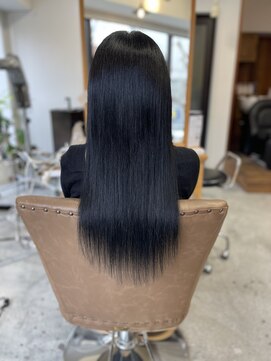 フツーロ 栄(FUTURO) 黒髪 髪質改善 プルエクステ