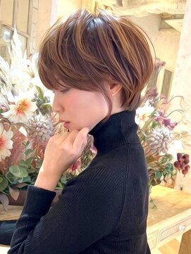 エル バイ ロンド 関(elle by Lond) ショート/ボブ/顔周り/３０代/４０代/５０代/くびれショート