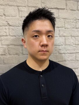 グレイスフル バーバープラチナム 六本木店(Graceful Barber platinum) ラフな束感で作るソフトモヒカンフェード