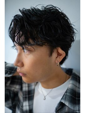 プラスヘアー(plus HAIR) 《出島》　MIXパーマアップバング