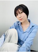 フェイスラインをすっきり見せる小顔ショート〔表参道drop〕