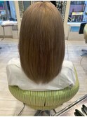 大人可愛いブリーチカラーベージュ