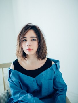 エマージュ 新宿(Emerge) 無造作クールロブ