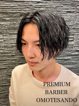 プレミアムバーバー 表参道店(PREMIUM BARBER produce by HIRO GINZA) 韓国風/センターパート/スパイラルパーマ/韓流/黒髪/