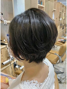 エモーション emotion hair くせっ毛ショートボブ