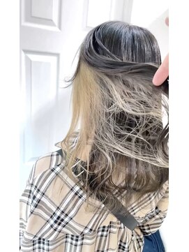 ウーロス(uros.) インナーベージュ