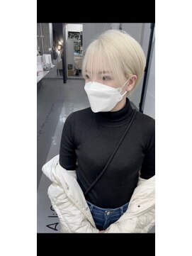 キング 梅田(K!ng) 梅田ハイライトカラー梅田シャドールーツ梅田エクステ