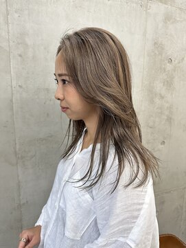 ソルトウォーター(SALT WATER) ベージュカラー ブリーチあり 恵比寿 代官山