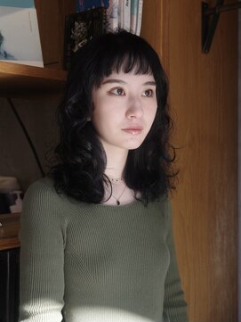 ネロ ヘアサロン 渋谷(NERO HAIR SALON) 【まどか】ミニバングとスパイラルパーマ。