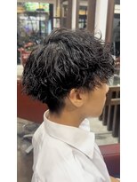 ハイパー(HYPER)&nbsp;波巻きスパイラルパーマ（メンズ/メンズパーマ/眉毛)