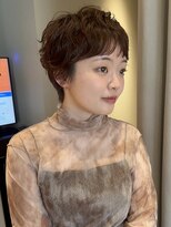 ノラギンザユー(NORA GINZA/U)&nbsp;ショートパーマ銀座メガネ女子丸みショート大人可愛い小顔カット