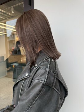 ステン(sten) グレージュカラー/アッシュグレー/透明感カラー/ミディアムヘア