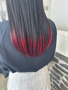 アトリエファゴ ハナミズキ店 裾カラーレッド