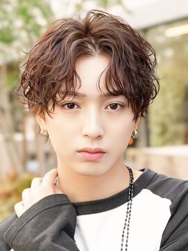 オーシャントーキョー 心斎橋(OCEAN TOKYO WEST) スパイラルパーマウルフツーブロックツイスパシャドウパーマ