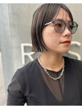レゾナンス(RESONANCE) モダンショートボブ