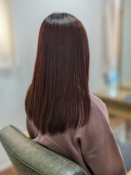 ウィスカーヘアー(whisker hair) ロングレイヤー　髪質改善トリートメント