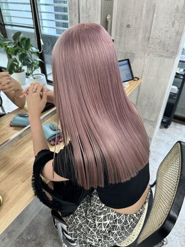 モニカ 栄店(MONIQA) ホワイトピンク