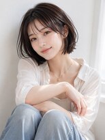 リリアーナ(LILIANA)&nbsp;池袋 切りっぱなしボブ ダークブルー シースルーバング 大人ボブ