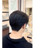 毛流れ＋刈り上げセンターパート