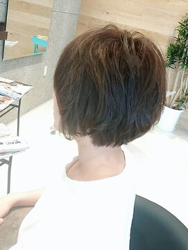 ルアナヘアー(Luana Hair) 甘さを取り入れた愛されショート☆