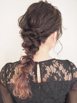 オヒアフォアプルメリア(OHIA for Plumeria) 編みおろしアレンジ