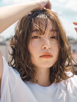 エストヘアーシャルム 赤羽店(est hair sharm)の写真/【赤羽駅徒歩3分】《カット+フルカラー+アミノ酸Tr¥5500》とっておきの技術と空間で綺麗になれる♪