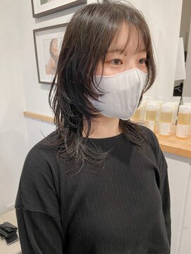 ジジ フィーカ 佐野(Gigi fika) ロングウルフ