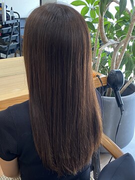 ウォーカーズ(WALKERS) ベイクドカラーで深みのあるデザイン