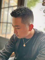 フォーコーナーズ(Four Corners)&nbsp;スキンフェードツーブロック刈り上げジェットモヒカンマンバン