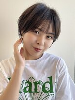 イヴォークトーキョーオーサカ(EVOKE TOKYO osaka)&nbsp;似合わせショート カット カラー 暗髪 丸み 耳かけ