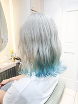 テトラ バイ ネオリーブ 横浜西口店(tetra by neolive)&nbsp;ホワイトシルバー×ペールブルー＊*【横浜/横浜駅】