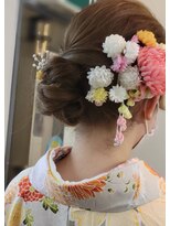 かぐや姫 エルモード フェレ美容室 行徳店&nbsp;卒業式　ヘアーアップ＋袴着物