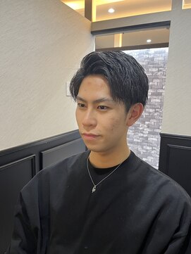 プラウド(PROUD) ショートセンターパート/田町/メンズカット/理容室/ツーブロック