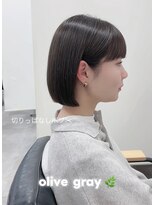 ガーランドウメダ(Garland umeda)&nbsp;切りっぱなしボブ＿＿オリーブグレー　担当　垣内　 9951