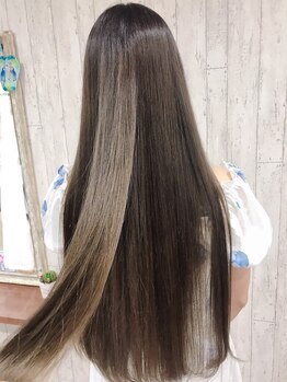 ヘアサロンアミング(hair salon AMING)の写真/大人女性必見！人気の髪質改善で指通りの良さを実感して♪厳選された上質なヘアケアで理想の艶髪に―。